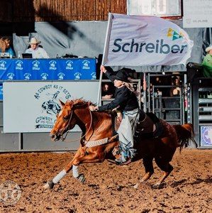 Meet your Posher, Anna